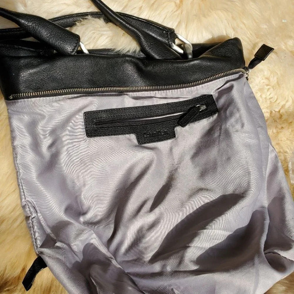 Just a great HAUL-ALL Bag ~ EUC: Calvin Klein Black Leather Bucket Bag - Picture 6 of 10